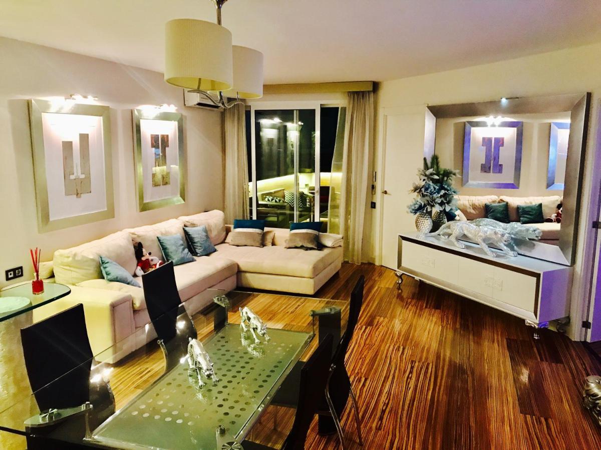 Luxury Apartament In Marina ベナルマデナ エクステリア 写真